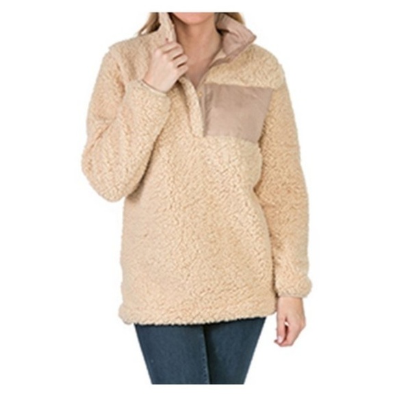 Monogrammed Luxury Sherpa Pullover WITH PATCH - Picture 3 of 8